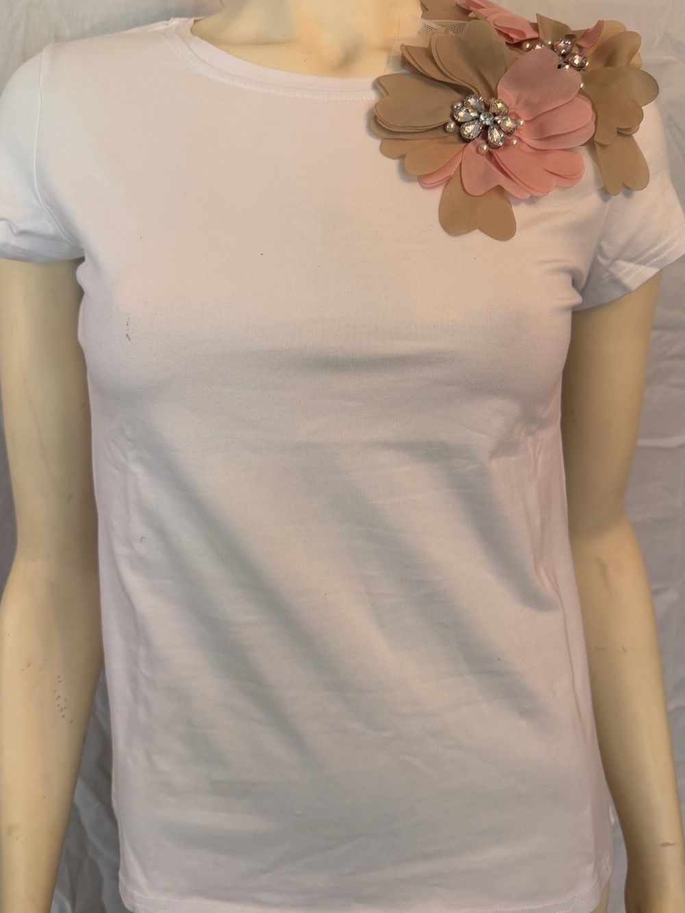 miami White Short Sleeve Tee with Pink and Tan Floral Embellishments